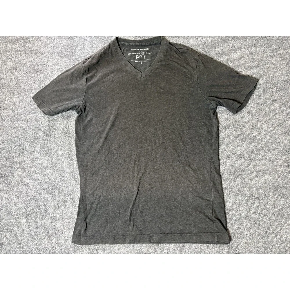 Banana Republic Shirt Mens S Black V-Neck Eco Premium Wash Tagless Slim